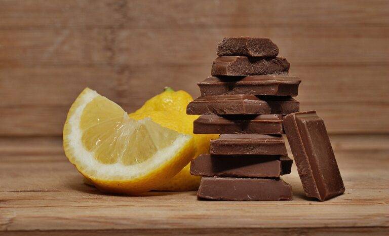 Exploring Unique Fusion Dessert Trends